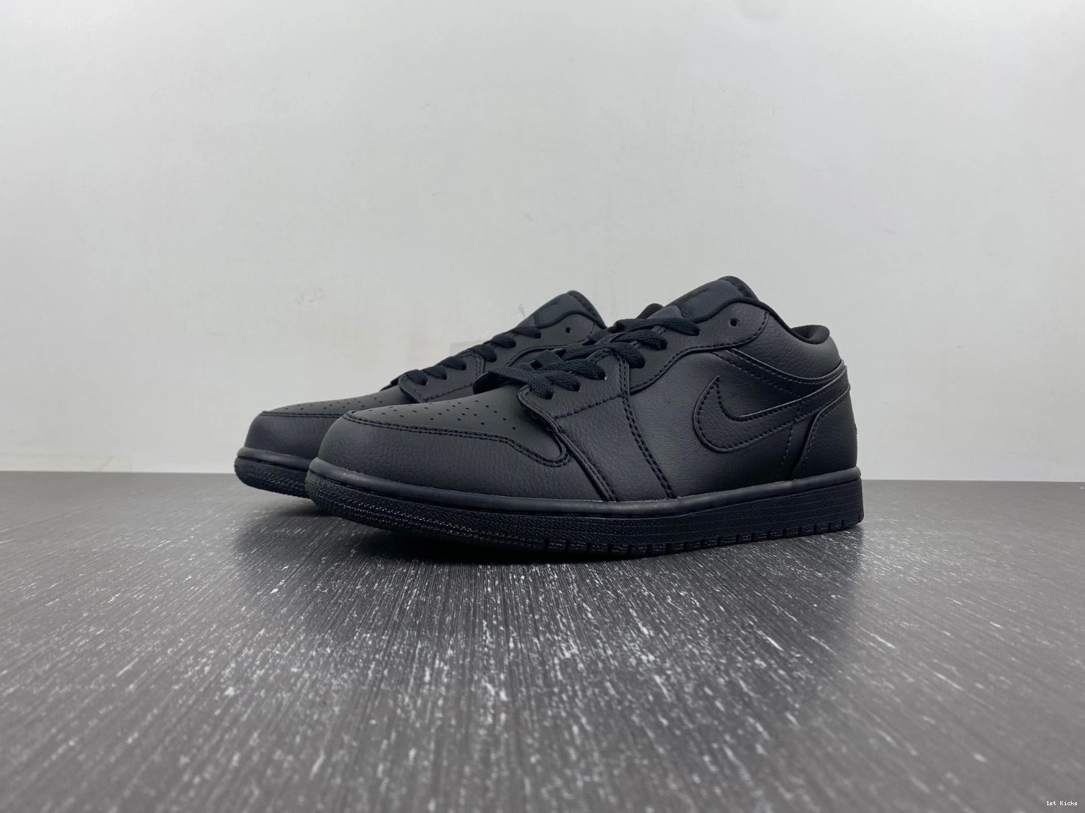 Low Air Jordan 1 553558-091 'Triple Black' 0324